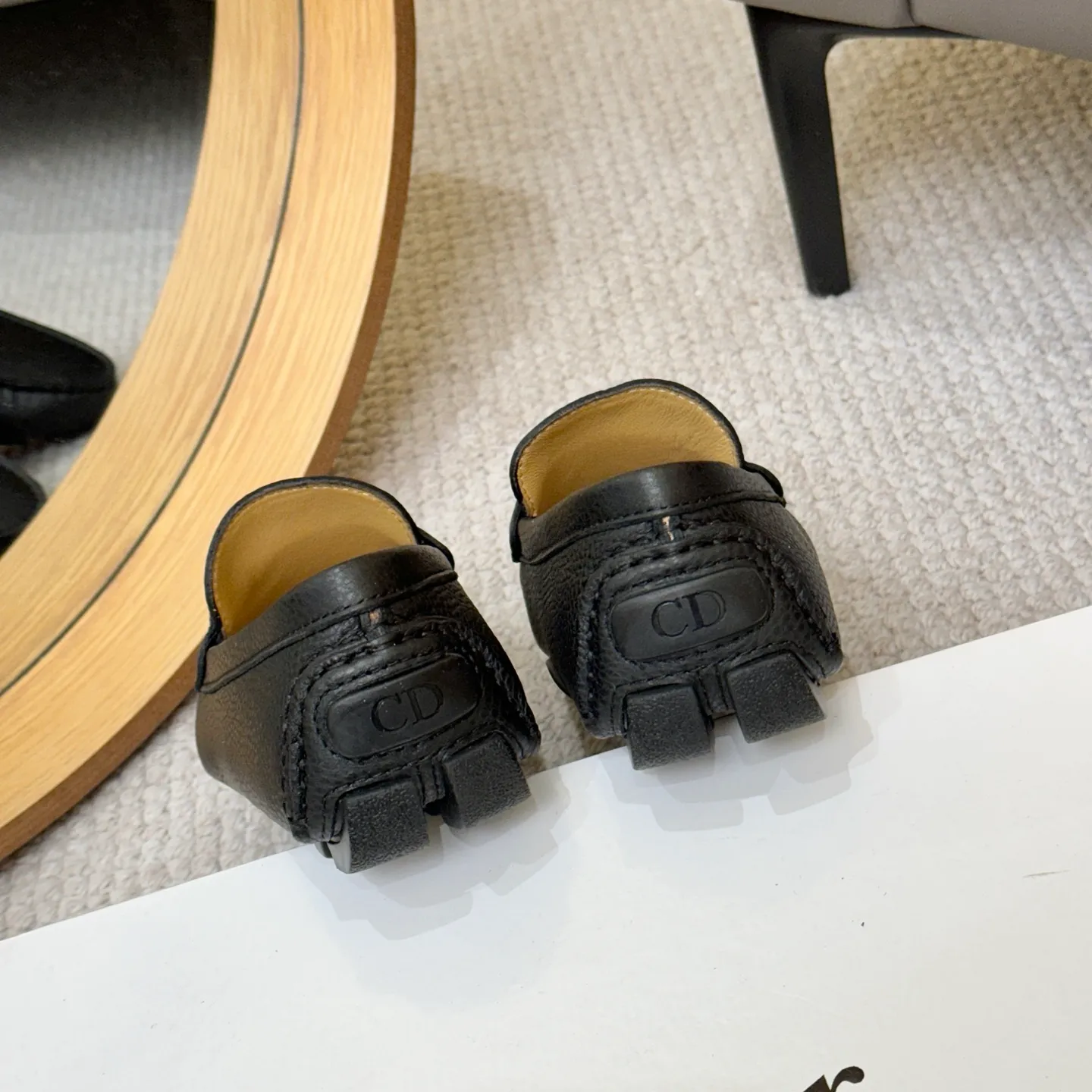 Men's clothing and shoes 💰420! (Yangli) Quality DIOR [Dior’s latest arrival] real auction hot-selling Doudou shoes 🔍DIOR) new Doudou shoes 👍Belgian designer Martin Margiela serves as Gucci shoe designer y full of charm, luxury style gentleman upper: imported cowhide, lining with spring sweat-absorbent first-layer sheepskin. Outsole Brand outsole, the last stitching on the bottom will never come off; equipped with classic Gucci exquisite hardware C D buckle💋The whole pair of shoes is fashionable and casual without losing high-end style; standard 38-46